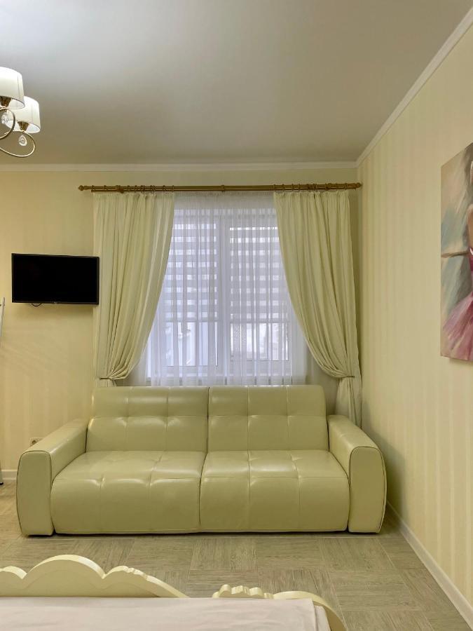Lebediny Guest House Brest Exterior photo