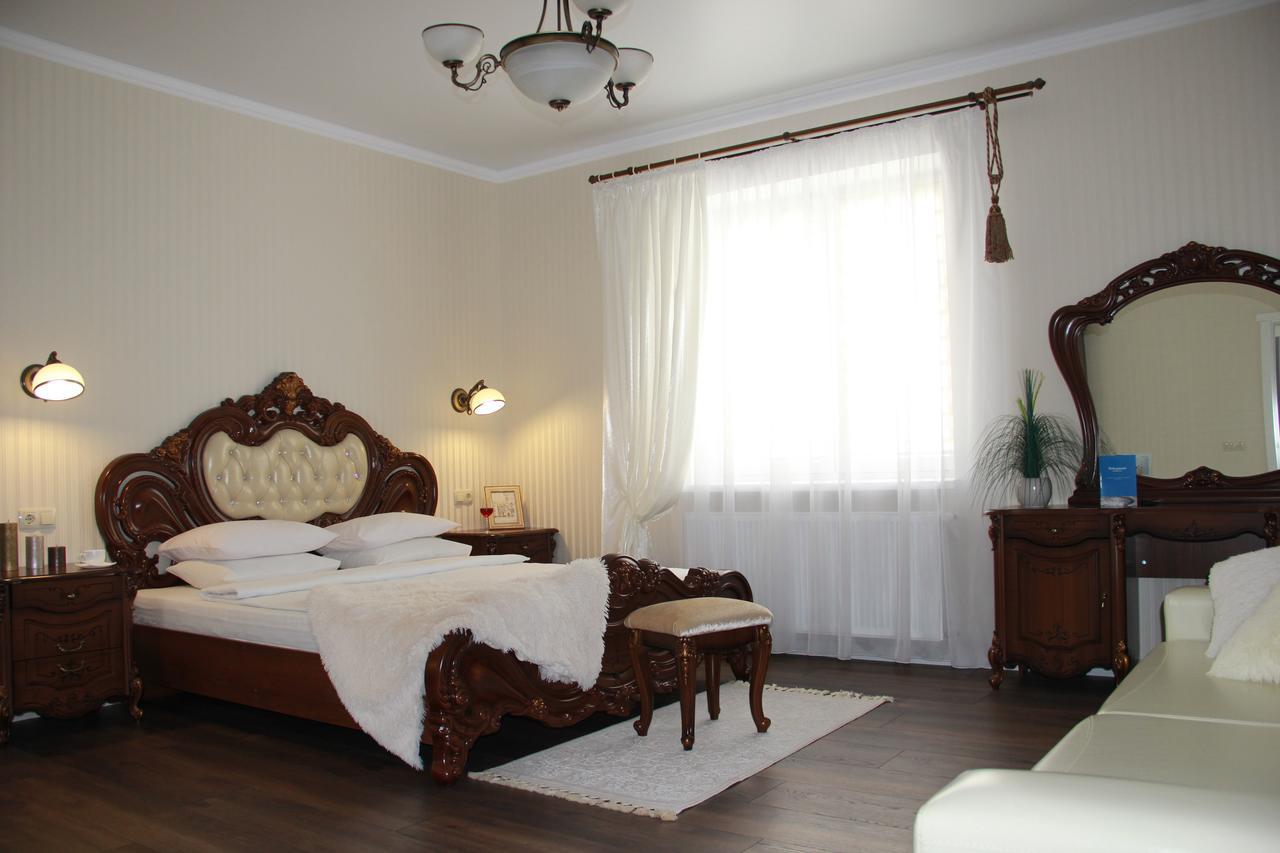 Lebediny Guest House Brest Exterior photo