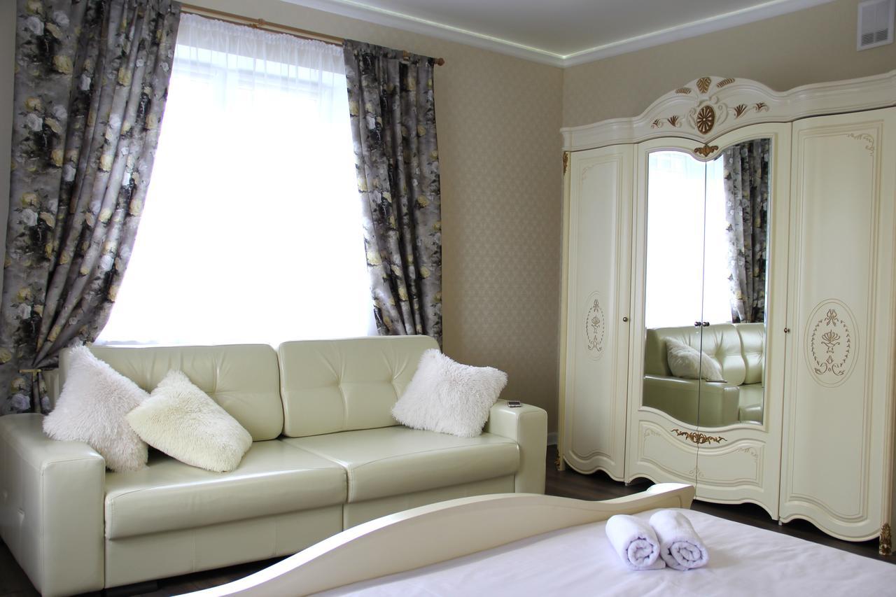 Lebediny Guest House Brest Exterior photo